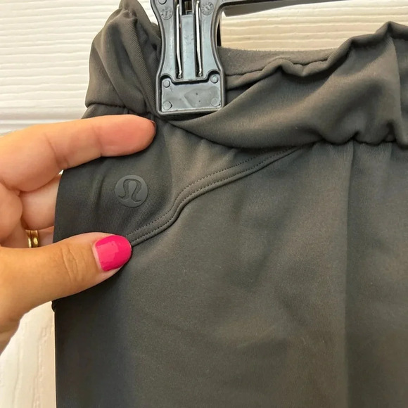 NEW Lululemon Keep Moving Pant 7/8 High-Rise Graphite Grey SZ 8 - Picture 8 of 9